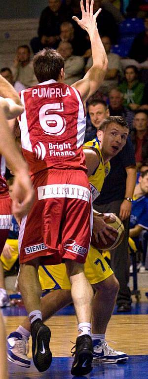 BK Breda & Weinstein Opava - ČEZ Basketball Nymburk 57:94