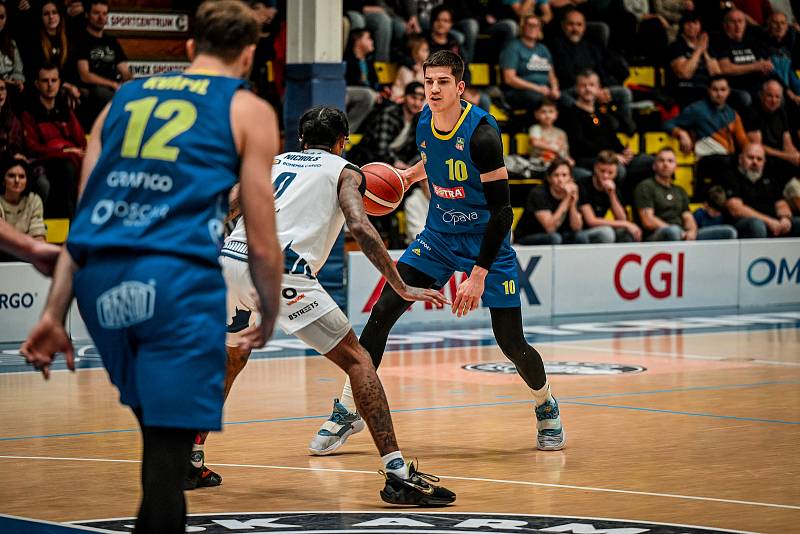 Děčín - BK Opava 65:63