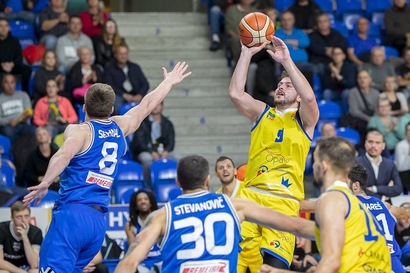 BK Opava - USK Praha, 6. kolo basketbalové Kooperativa NBL, 30. října 2019.