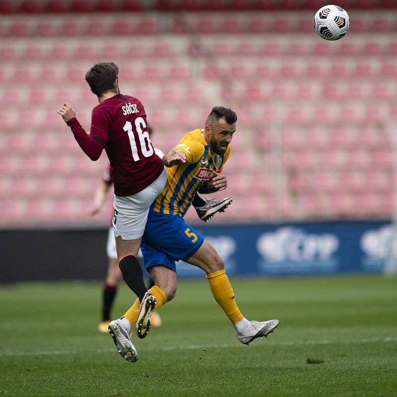 Praha - Zápas fotbalové FORTUNA:LIGY mezi AC Sparta Praha a SFC Opava 25. dubna 2021. Jan Žídek (SFC Opava).