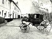 Unikátní kočár stál v Raduni ještě po roce 1913.