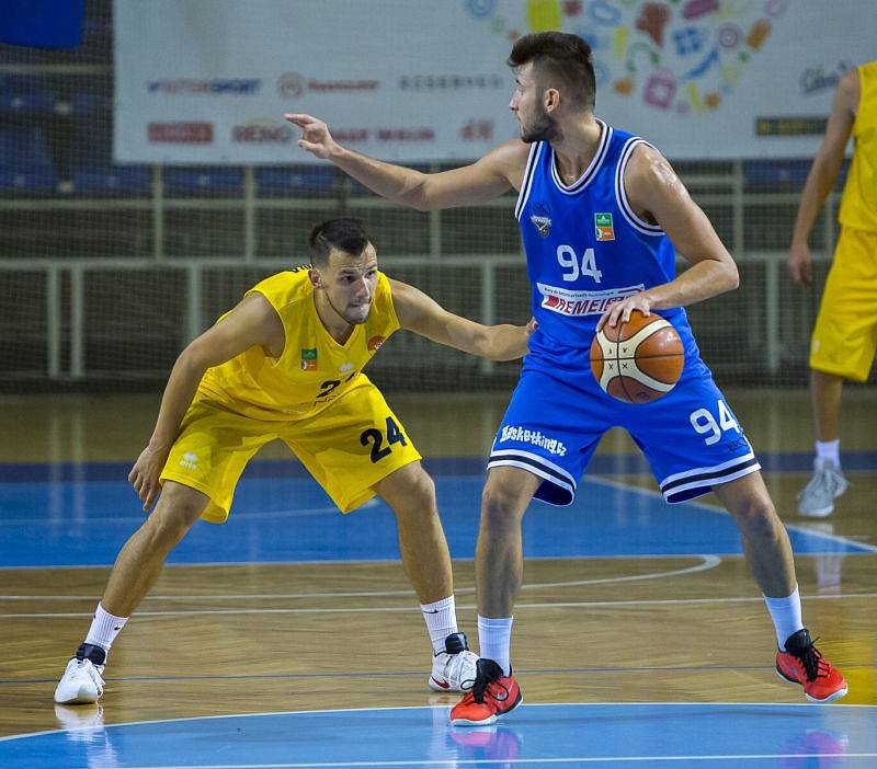 BK Opava – USK Praha 72:71