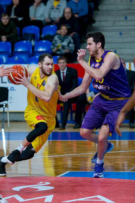 BK Opava – Hapoel Holon 64:97