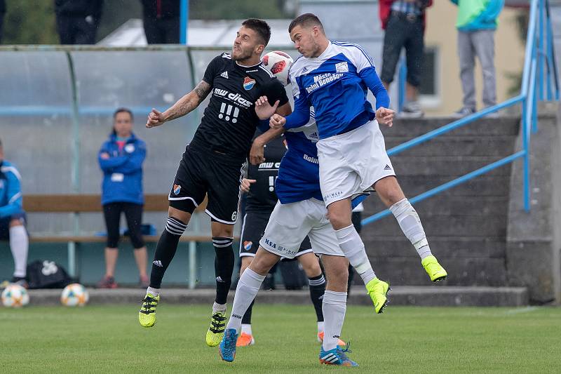 Dolní Benešov-Baník Ostrava"B" 0:4.