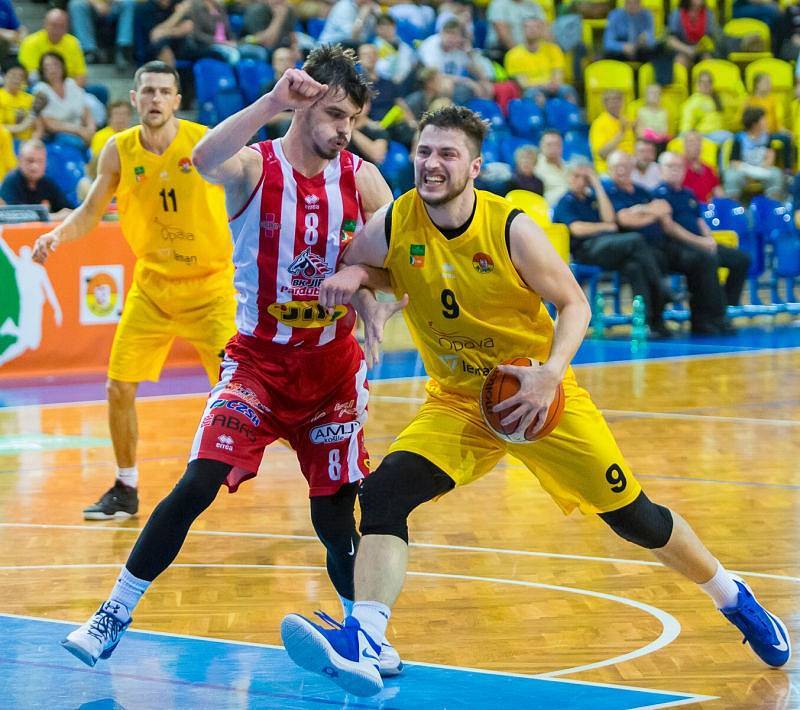 BK Opava – BK JIP Pardubice 67:88