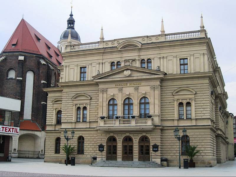 Slezské divadlo je architektonickou i kulturní perlou města Opavy. Ze současné divadelní restaurace v zadním traktu budovy vznikne Infocentrum.