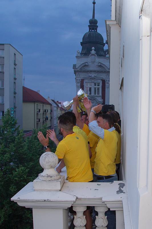 Oslavy SFC na radnici.