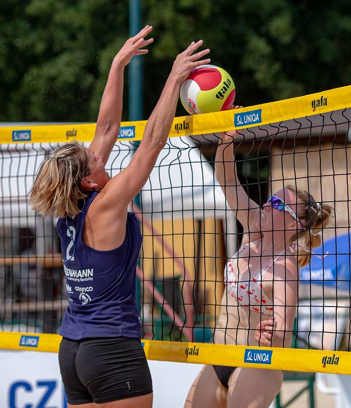 Beachvolejbalový Super Cup v Opavě, páteční kvalifikace žen.