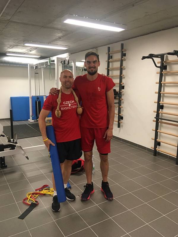 Michal Miřejovský je kondičním trenérem české basketbalové reprezentace a osobní kouč Tomáše Satoranského. Foto: archiv Michala Miřejovského