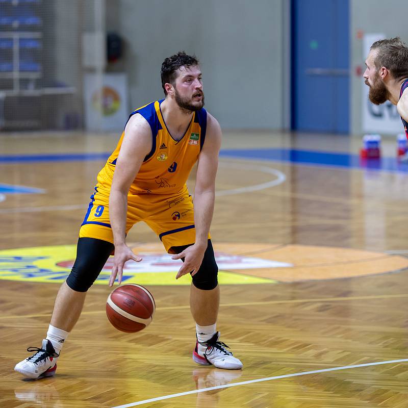 BK Opava - Basket Brno 93:71