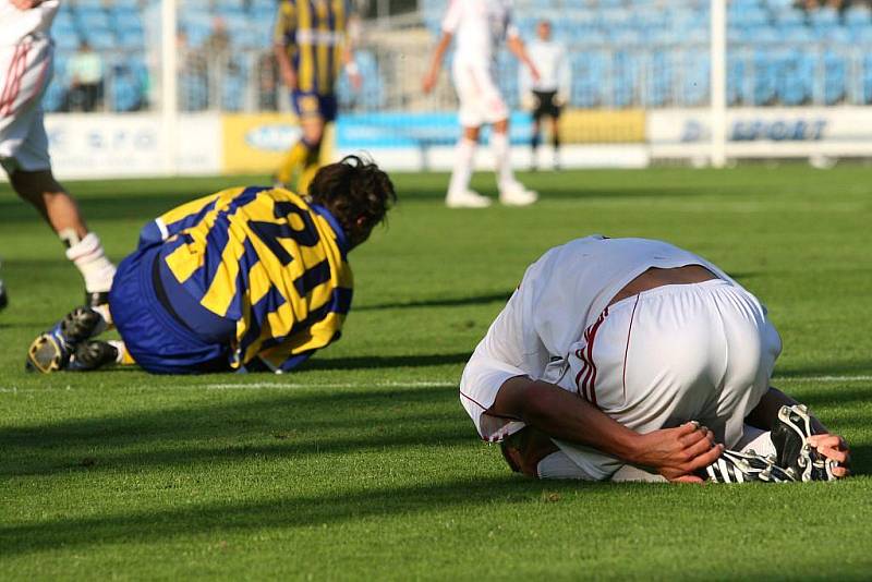 Slezský FC Opava - FK Fotbal Třinec 0:1