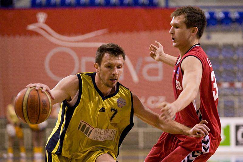 BK Breda & Weinstein Opava - Basketball Brno 100:72