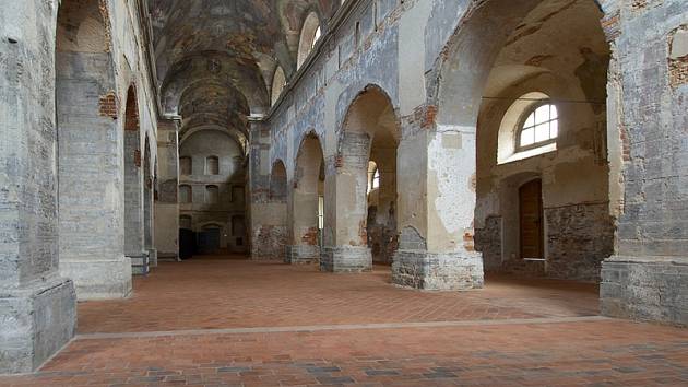  Pro plesy nezvyklý interiér kostela sv. Václava v Opavě,