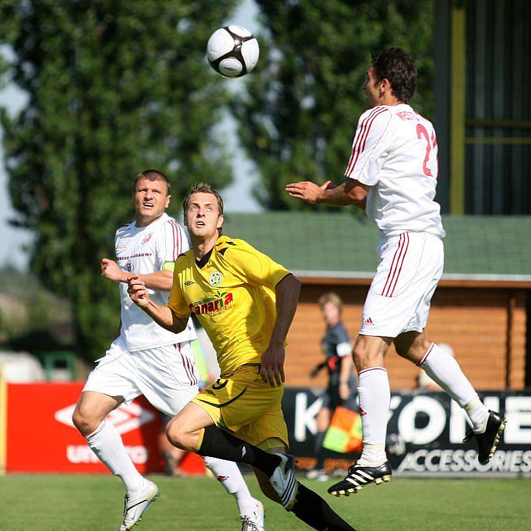 FC Hlučín - Fotbal Třinec 0:4