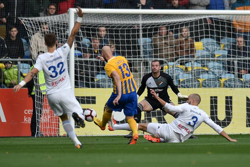 Zápas 15. kola fotbalové FORTUNA:LIGY mezi SFC Opava a FC Baník Ostrava.