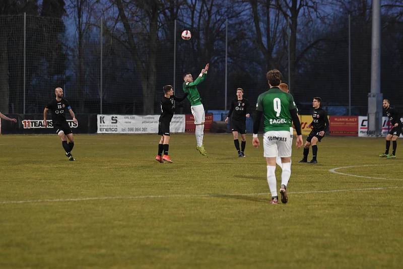 Hlučín porazil Uherský Brod 3:0