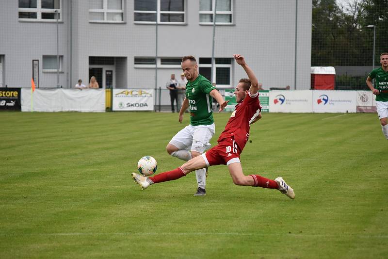 Fotbalisté Hučína porazili Velké Meziříčí. Foto. Štěpánka Czyžová