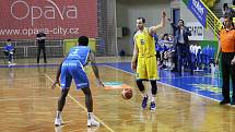 BK Opava – NH Ostrava 84:76 (17:20, 41:41, 68:57)