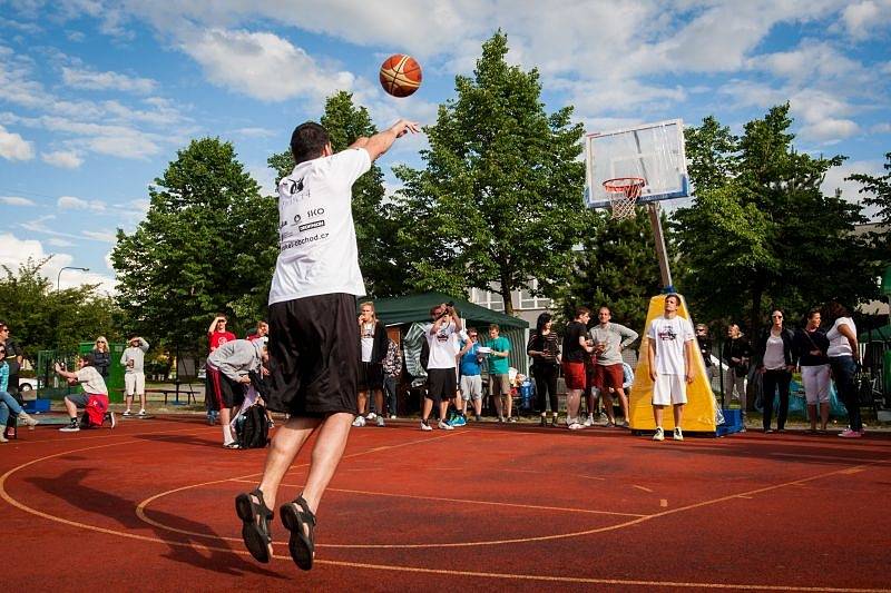 Velký úspěch slavil čtvrtý ročník Sportovně-hudebního Finance4 Street Game Festivalu. V kylešovickém sportovním areálu se představilo dvaaosmdesát týmů.