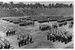 Fotografie ze slavnosti na stadionu v Opavě 1. května 1939.