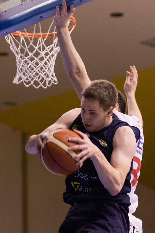 ČEZ Basketball Nymburk - BK Opava 72:52