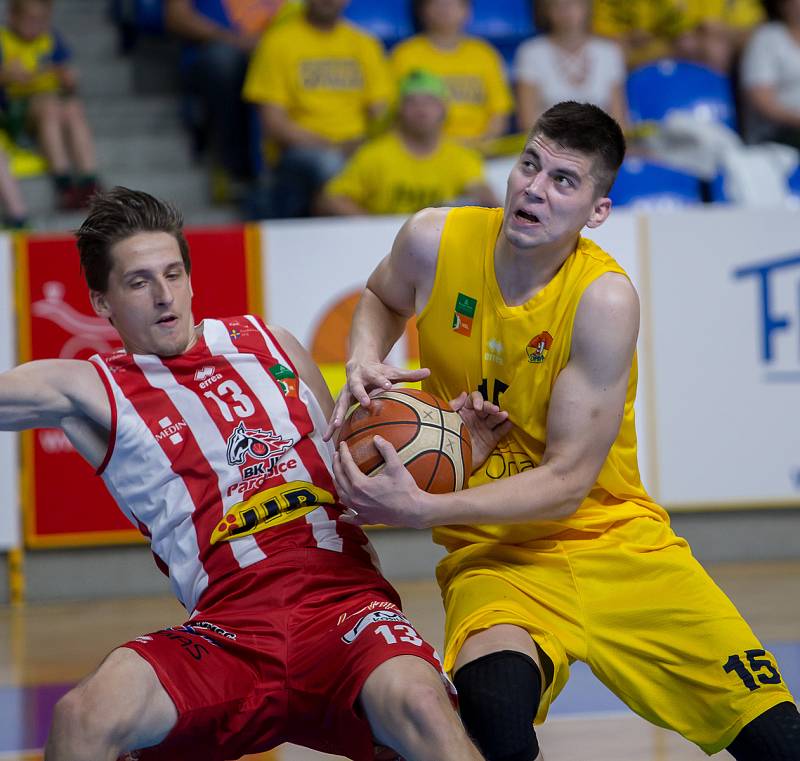 BK Opava - BK JIP Pardubice 83:65