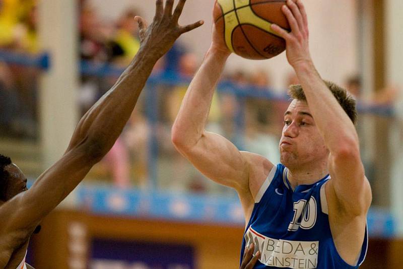 Mlékárna Miltra Nový Jičín - BK Breda & Weinstein Opava 88:73