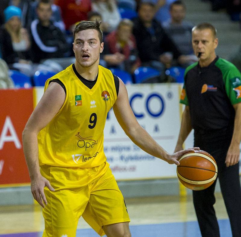 BK Opava – USK Praha 72:71