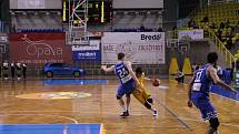 BK Opava – USK Praha 72:57 (24:11, 42:26, 59:44) 