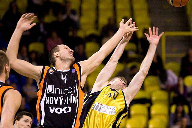 BK Breda & Weinstein Opava - UNIBON Nový Jičín 91:89