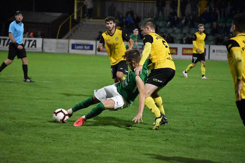 Fotbalisté Hlučína prohráli derby s Petřkovicemi. Foto: Štěpánka Czyžová