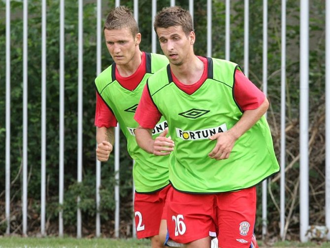 Milan Halaška (vlevo) na tréninku Zbrojovky Brno.