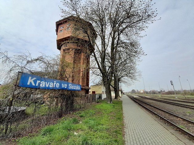 Železniční stanice v Kravařích.