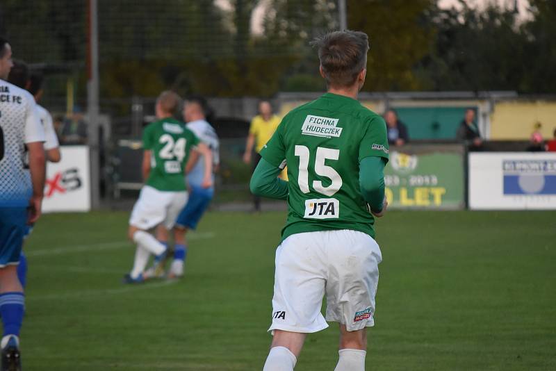 Fotbalisté Hlučína nestačili na Otrokovice. Foto: Štěpánka Czyžová