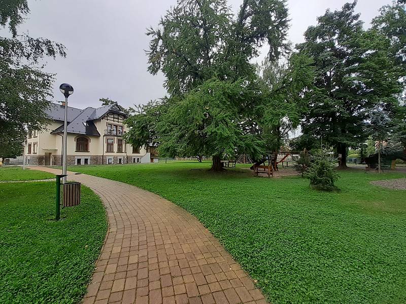 Park u Dohnálkovy vily.