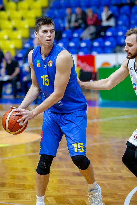 BK Opava - ČEZ Basketball Nymburk 79:81