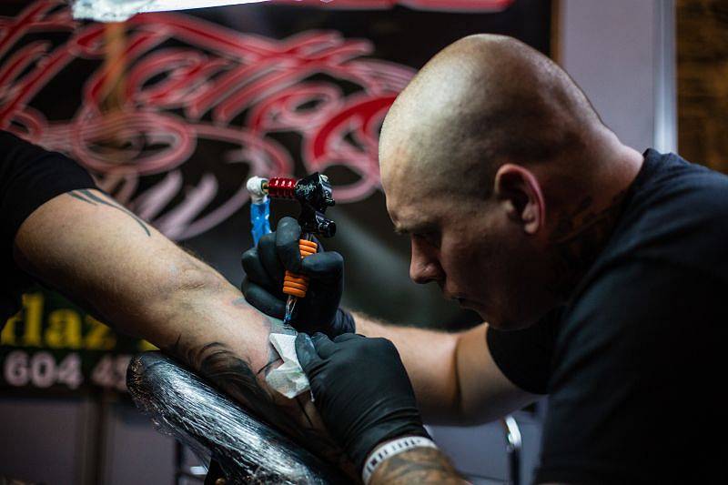 Jedenáctý ročník má za sebou show Tattoo Session Silesia, která se i letos konala v prostorách kostela svatého Václava v Opavě.