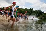 Po devatenácti letech se vrcholový triatlon vrátil ke Stříbrnému jezeru do Opavy.