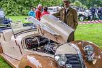 Celkem sto dvacítka účastníků se zapojila do akce s názvem Oldtimer Parade, která se během soboty uskutečnila v Kravařích.