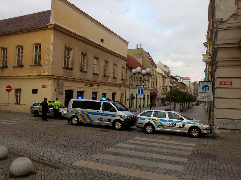 Policie situaci nepodceňuje. Hlídky v Opavě.