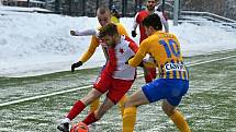 Fotbalisté karlovarské Slavie si drze vyšlápli na omlazený tým ligové Opavy, který porazili v poměru 3:0.