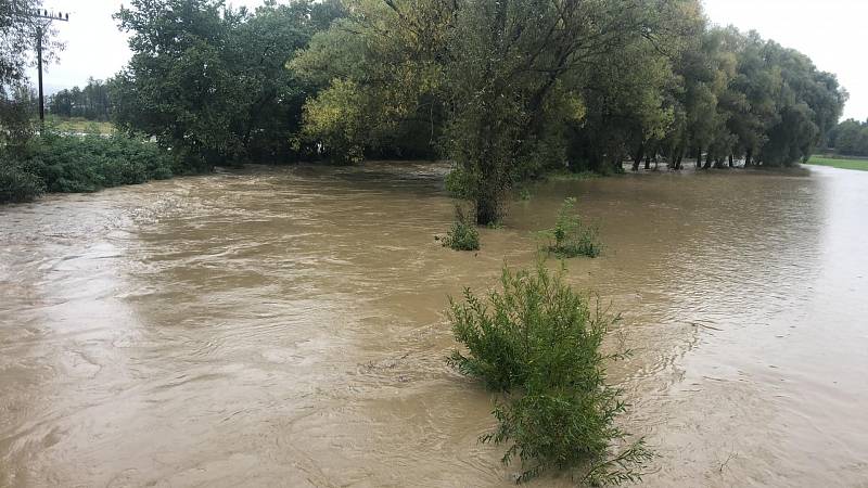 Takto to vypadalo ve středu 14. října na Opavsku v Kravařích a na Palhanci.