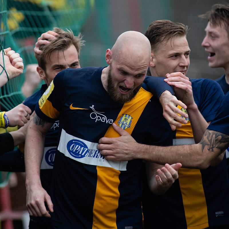 Pardubice - Zápas Fortuna národní ligy FK Pardubice - SFC Opava 8. dubna 2018. Tomáš Smola - o, gól.