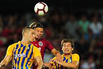 Fotbalové utkání Fortuna ligy mezi celky AC Sparta Praha a SFC Opava 21. července v Praze. Matěj Pulkrab bojuje proti opavské přesile.