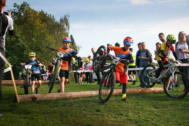 MTBcross 2017. Na Stříbrném jezeře se o víkendu nejvíce dařilo Skalickému.