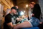 Potetovaná těla kam se podíváte, ale i bohatý doprovodný program. Akce Tattoo session Silesia oslavila své desáté narozeniny v prostředí kostela sv. Václava v rámci festivalu Bezručova Opava.