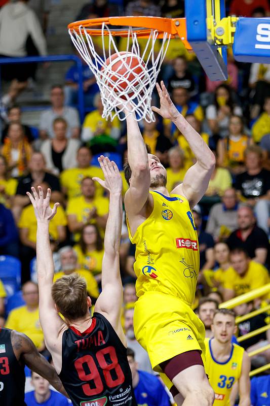 BK Opava - ERA Basketball Nymburk