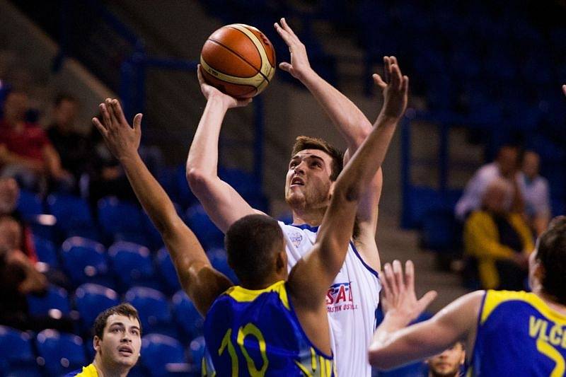 BK Opava - NH Ostrava 96:91