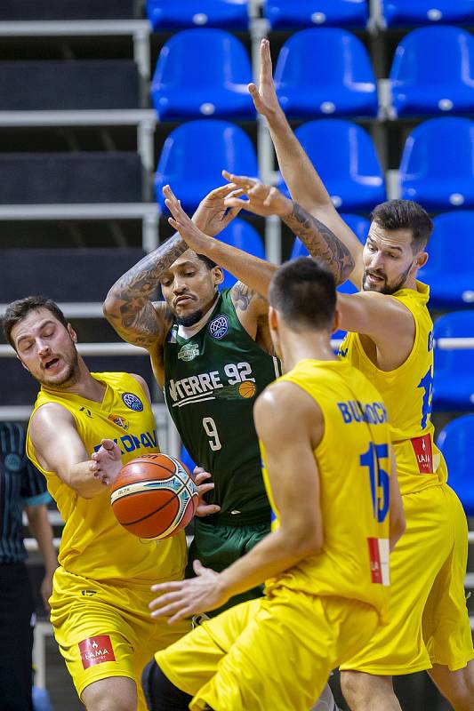 BK Opava – Nanterre 92  74:67.