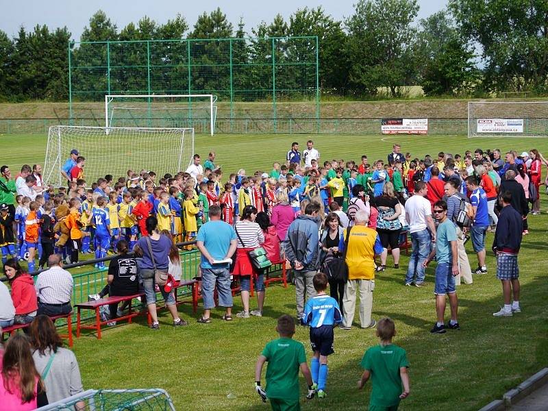 Fotbalový festival v Chlebičově se vydařil. Vítězem druhého ročníku mezinárodního turnaje O pohár Model Obaly a České spořitelny se stali všichni účastníci.